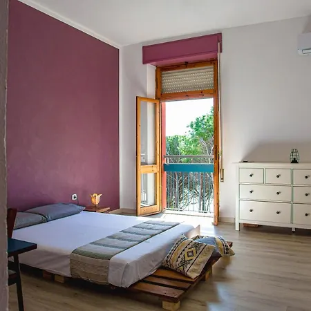 Casa vacanze Casa Rossa, A Pochi Metri Dal Mare Iun Q1610