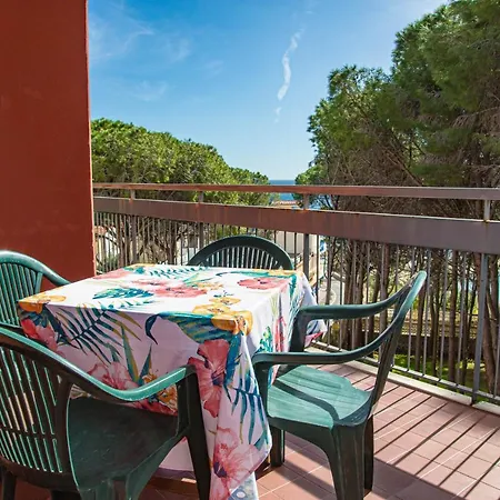 Casa Rossa, A Pochi Metri Dal Mare Iun Q1610 Casa vacanze *